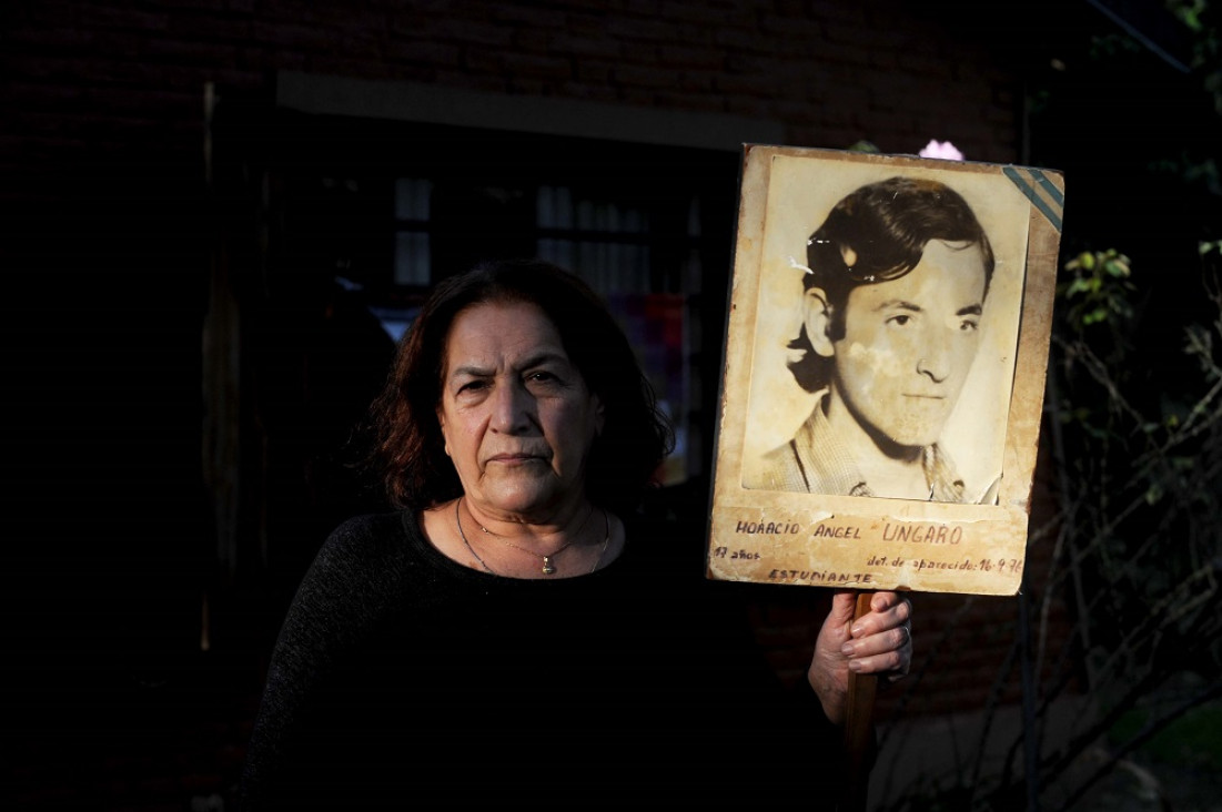 imagen Noche de los Lápices: "Cada 16 de septiembre, los chicos salen del pozo donde los mataron"