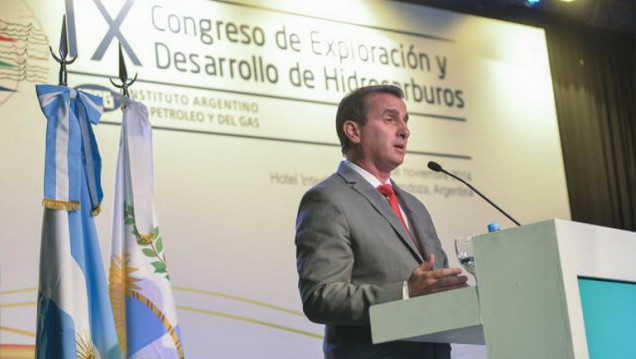 imagen Pérez, entre las tarifas congeladas y la llegada del fracking petrolero