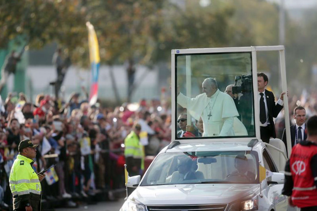 imagen Una Bogotá blindada y con ley seca recibe al papa Francisco