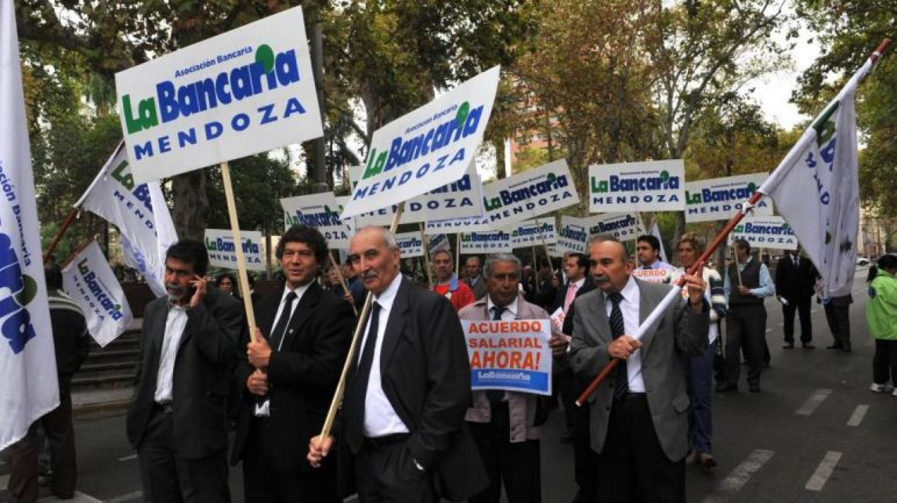 imagen Paran los bancos por 48 horas