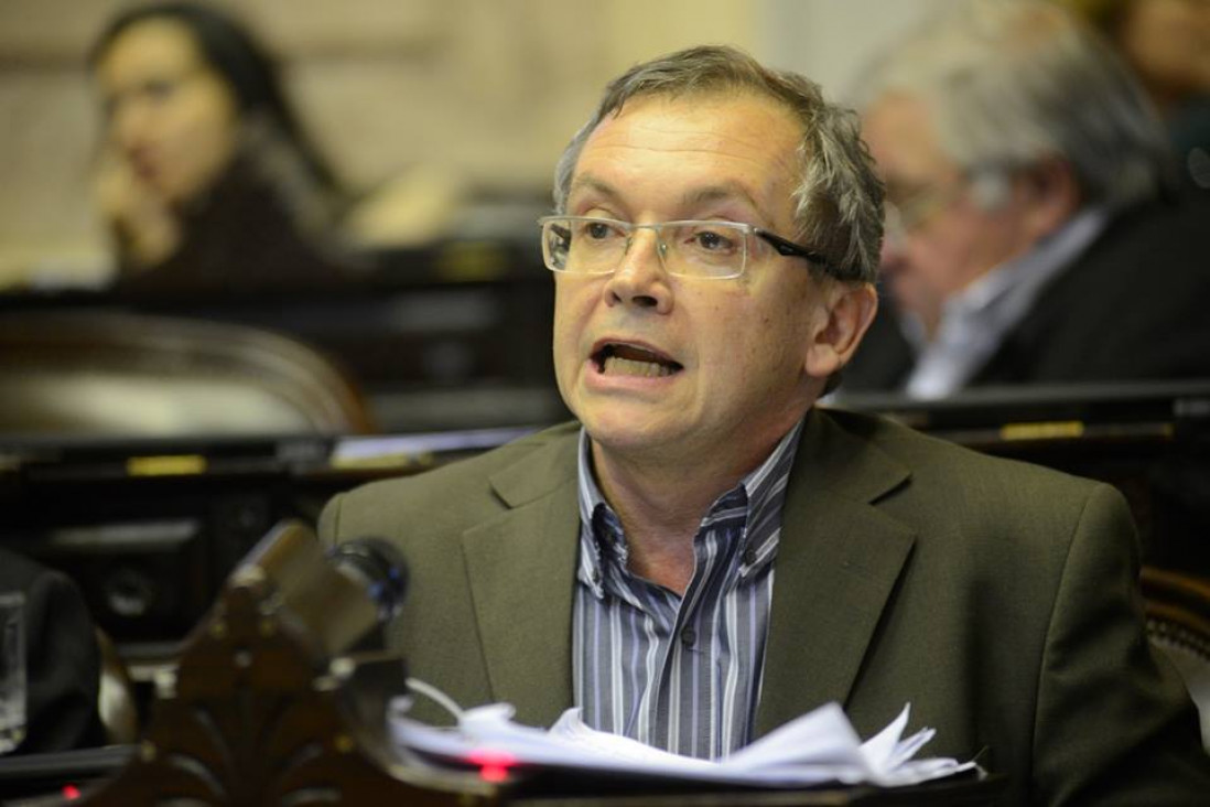 imagen Diputados recibieron al "segundo semestre" con un duelo de cánticos