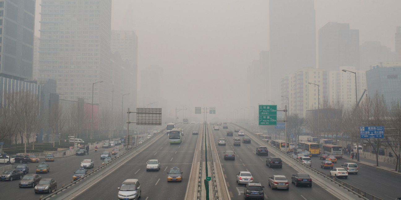 imagen Segundo día con alerta roja en Beijing por los altos niveles de contaminación