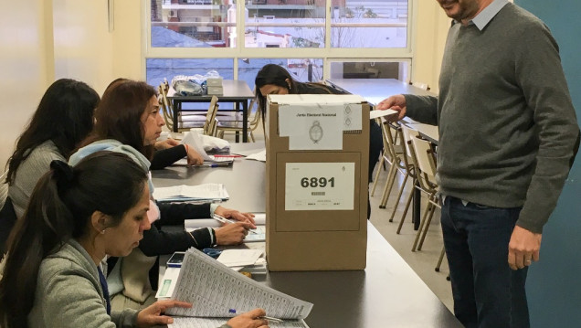 imagen A nivel nacional, votó el 74 % del padrón electoral