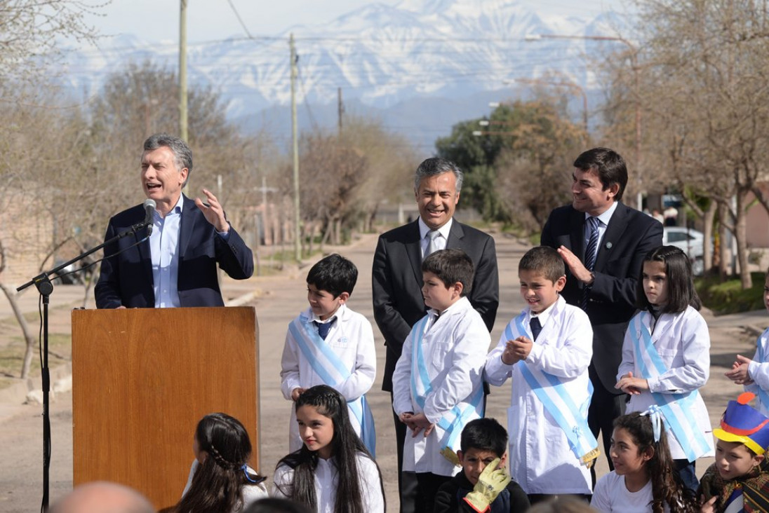 imagen Obras para Luján: Macri anunció cloacas para Perdriel