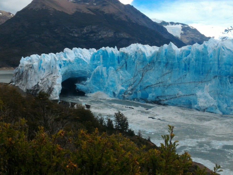 imagen El Glaciar Perito Moreno inició su ciclo de cierre y anticipa un espectáculo imperdible