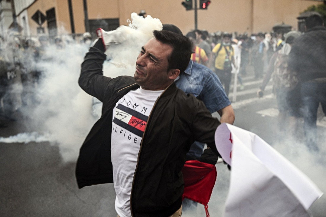 imagen Sigue la tensión social en Perú: la protestas en las calles ya dejaron varios muertos