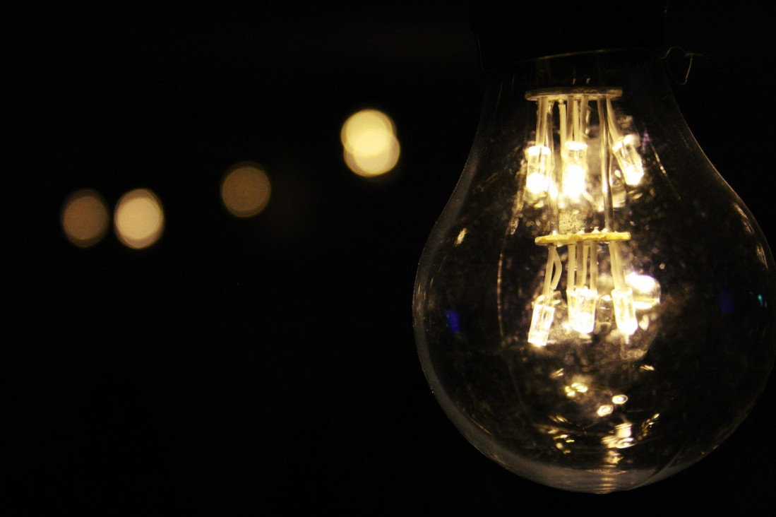 imagen Qué negoció el Gobierno de Mendoza con las distribuidoras eléctricas para destrabar los litigios