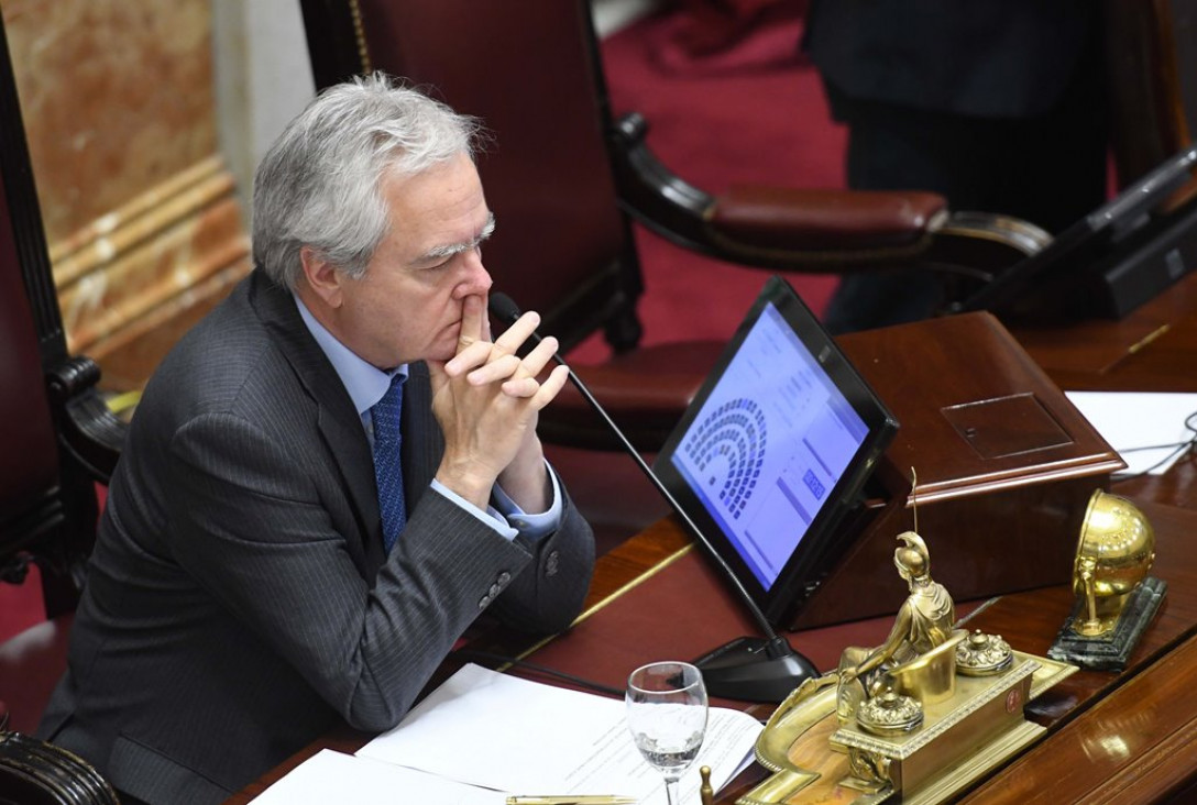 imagen Con un ajuste de $ 400 000 millones, el Presupuesto es ley