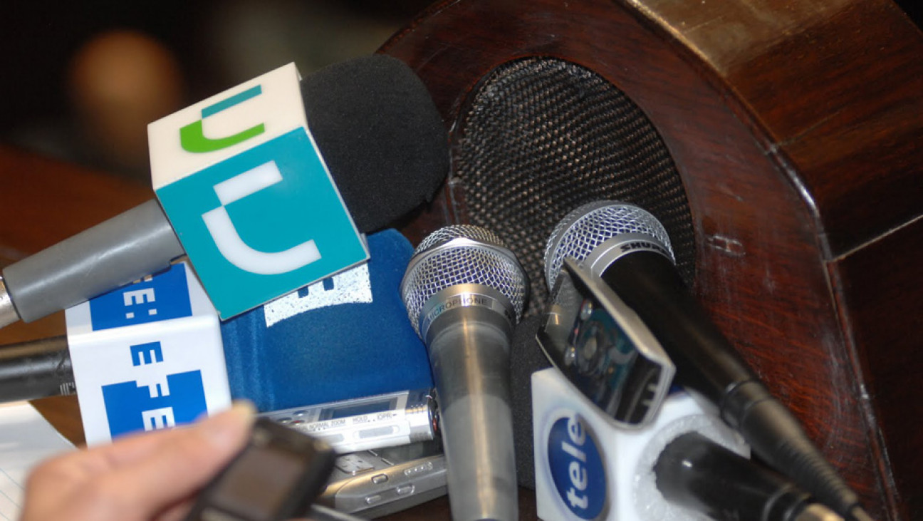 imagen Medios de comunicación, cómplices necesarios