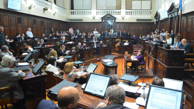 imagen Con el aval del PJ, el Presupuesto 2017 ya es ley