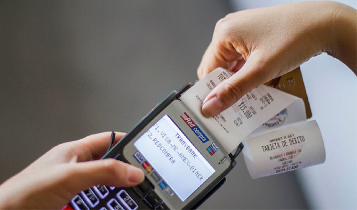 imagen Tarjetas: por qué hay que avisarle al banco al viajar al exterior