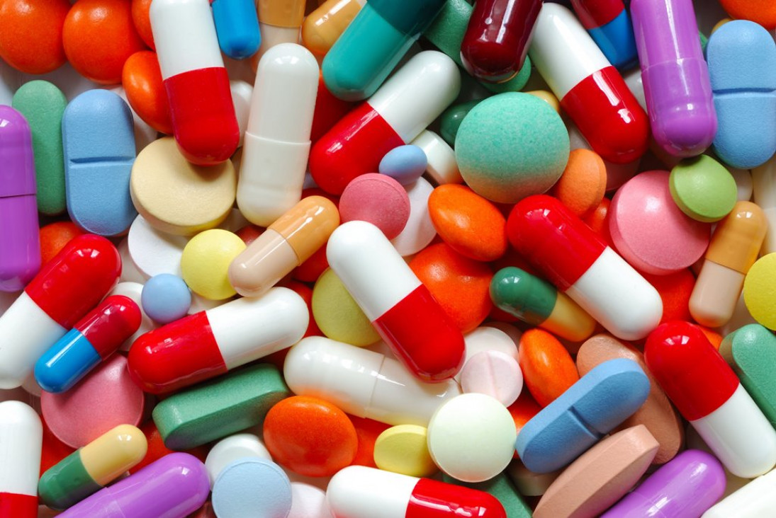 imagen "En la Argentina hay 24 mil muertes por año por el mal uso de medicamentos"