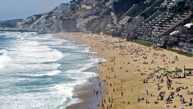 imagen Vacaciones, dólar y tour de compras: la "guerra" entre Chile, Brasil y Uruguay