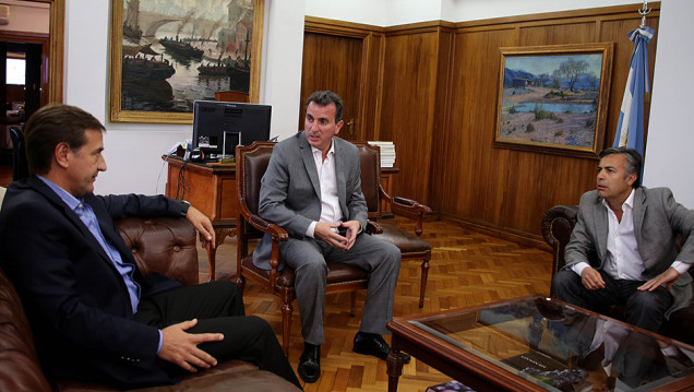imagen Pérez quiere consenso para licitar el transporte y tratar los residuos sólidos