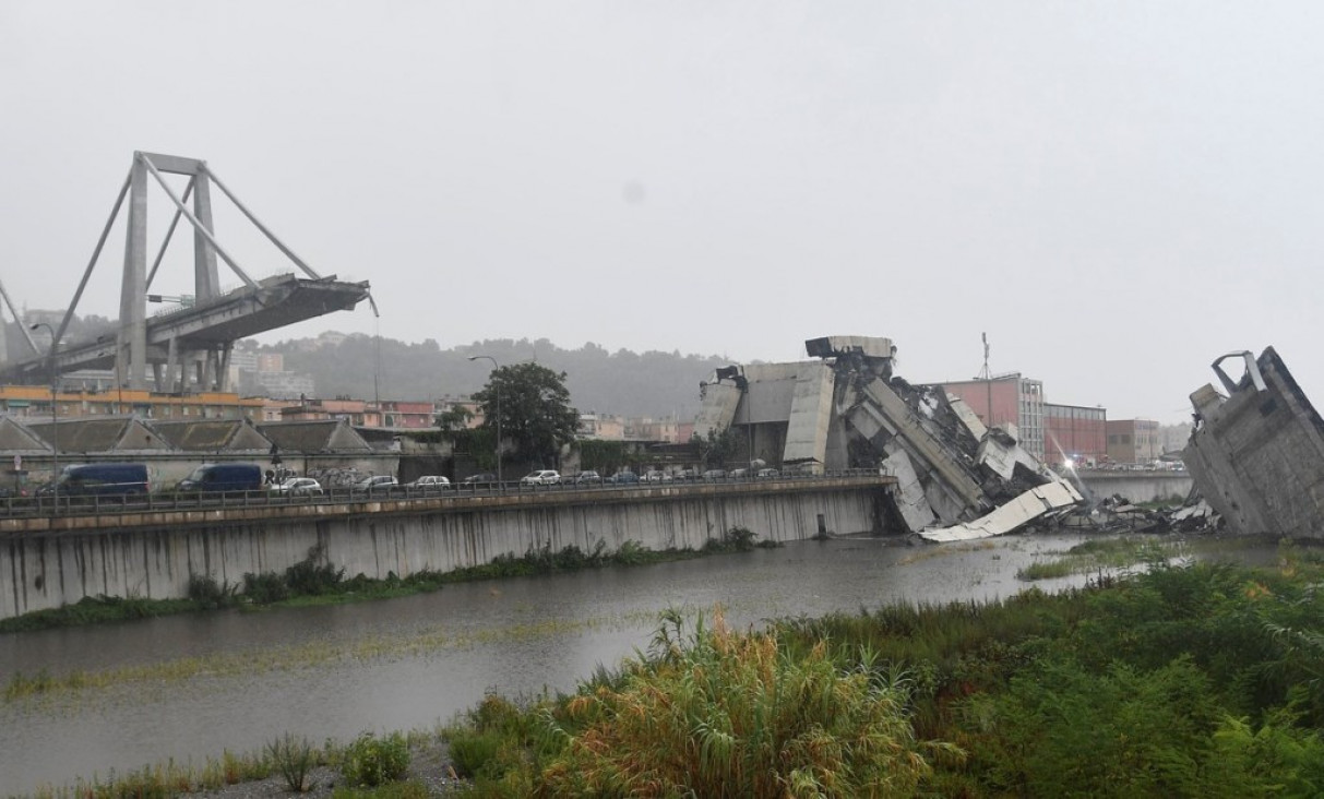 imagen Se derrumbó un puente en Italia: 22 muertos