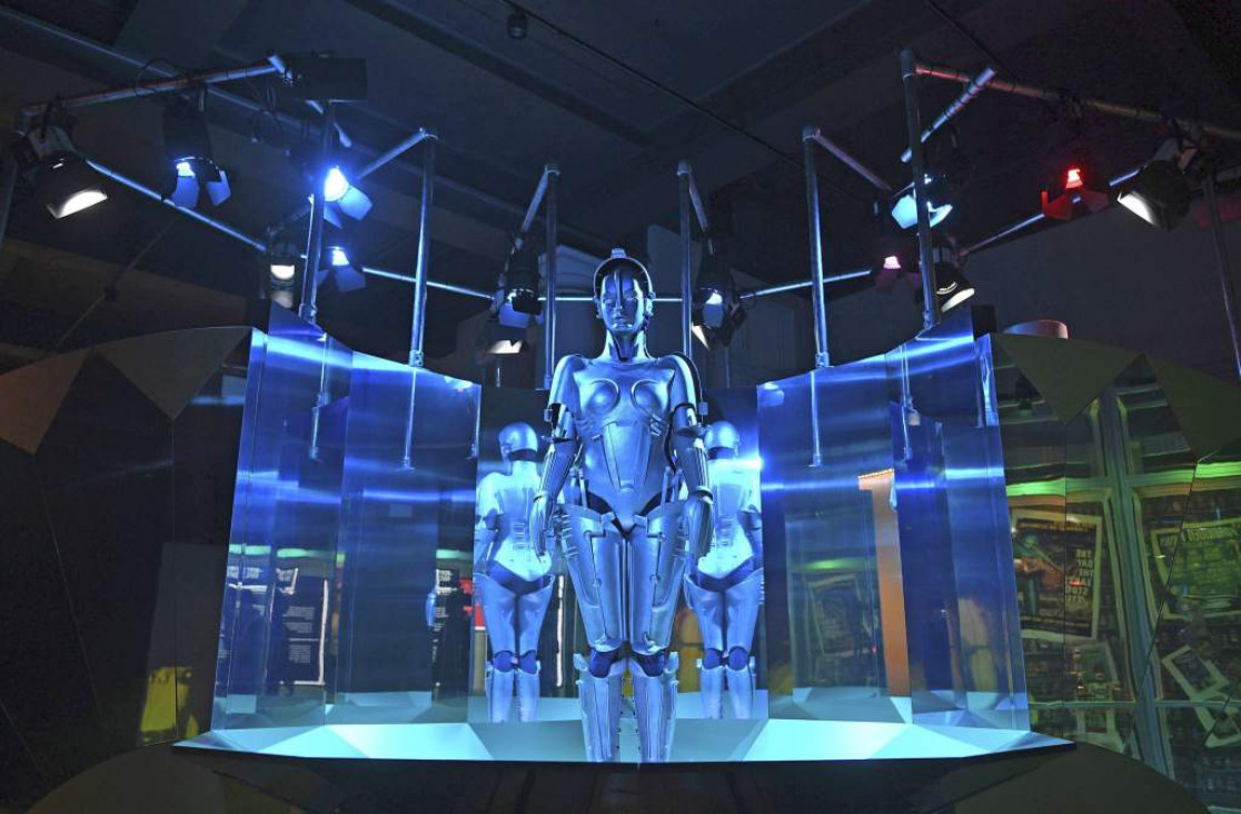 imagen Exhiben más de 100 robots para mostrar sus 500 años de historia