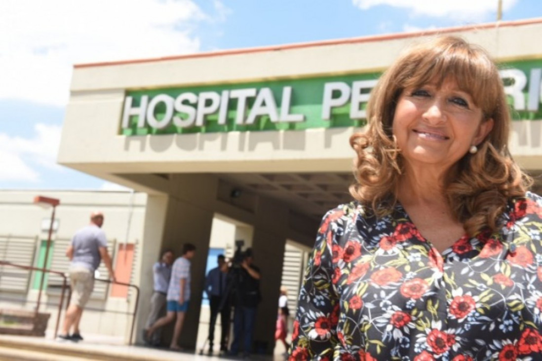 imagen Crescitelli: "En Mendoza atendemos a todos los que van a los hospitales"