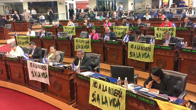 imagen El Salvador prohíbe la minería de oro para conservar el medioambiente