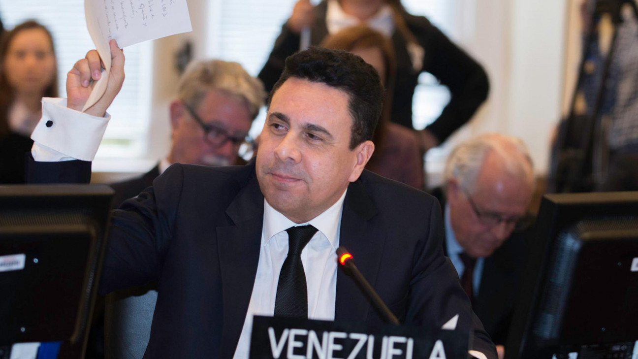 imagen Maduro, con nuevo canciller y en busca de la diplomacia del "tate quieto"