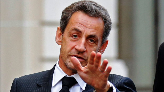 imagen Se resquebraja la "unión nacional" pedida por Hollande tras los atentados