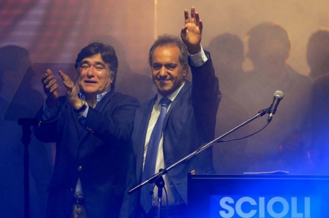 imagen Scioli, en campaña, le dio lugar al balotaje sin decirlo