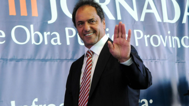 imagen Scioli se bajó del debate presidencial 