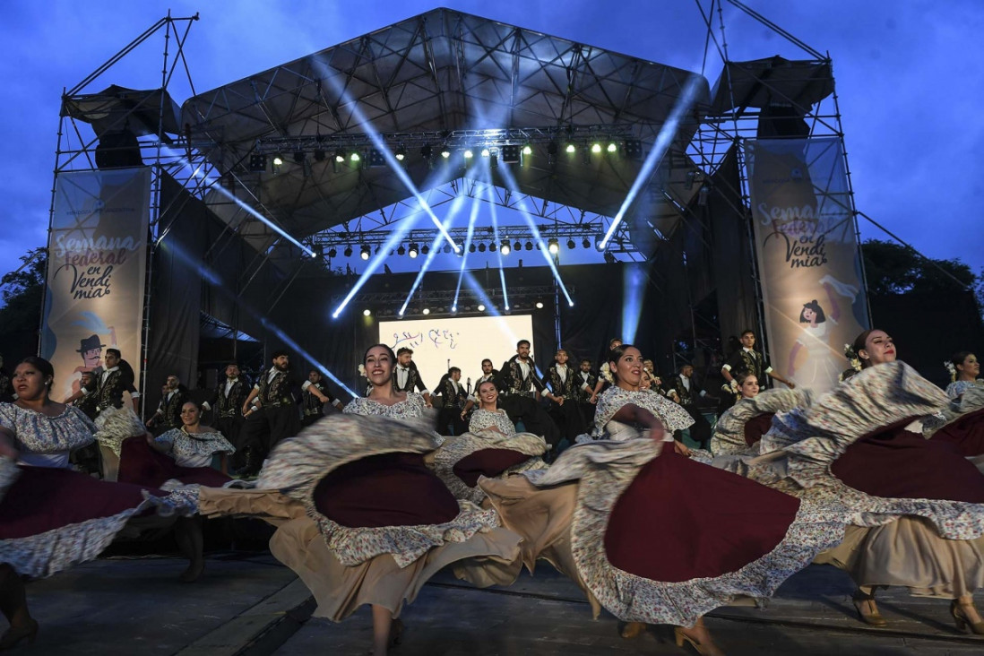 imagen Vendimia 2023: fuerte presencia de arte y de vino en Mendoza para este fin de semana 
