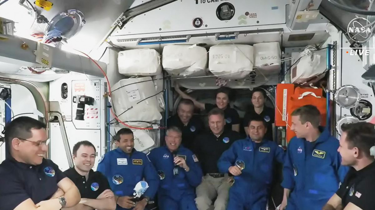 imagen Los astronautas de la misión SpaceX Dragon llegaron a la Estación Espacial Internacional 