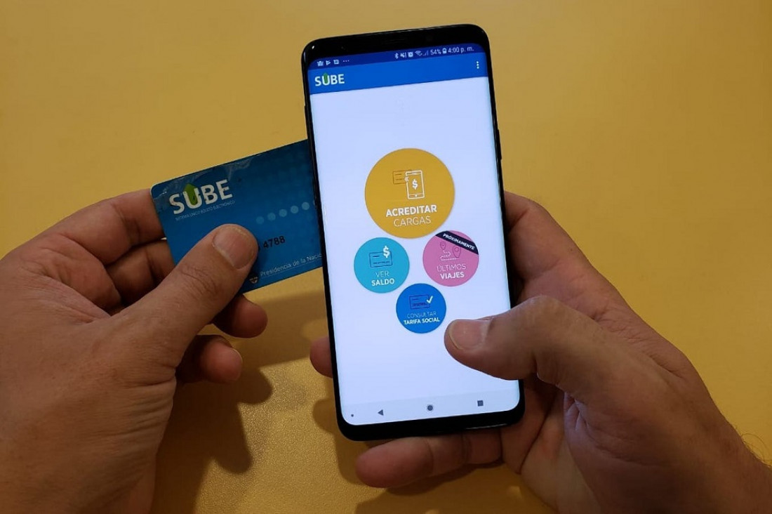 imagen Del boleto al NFC: cómo fue cambiando el pago del colectivo en Mendoza