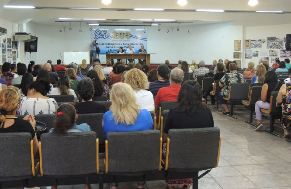imagen EL SUTE DISCUTE EN PLENARIO LA PROPUESTA DEL EJECUTIVO