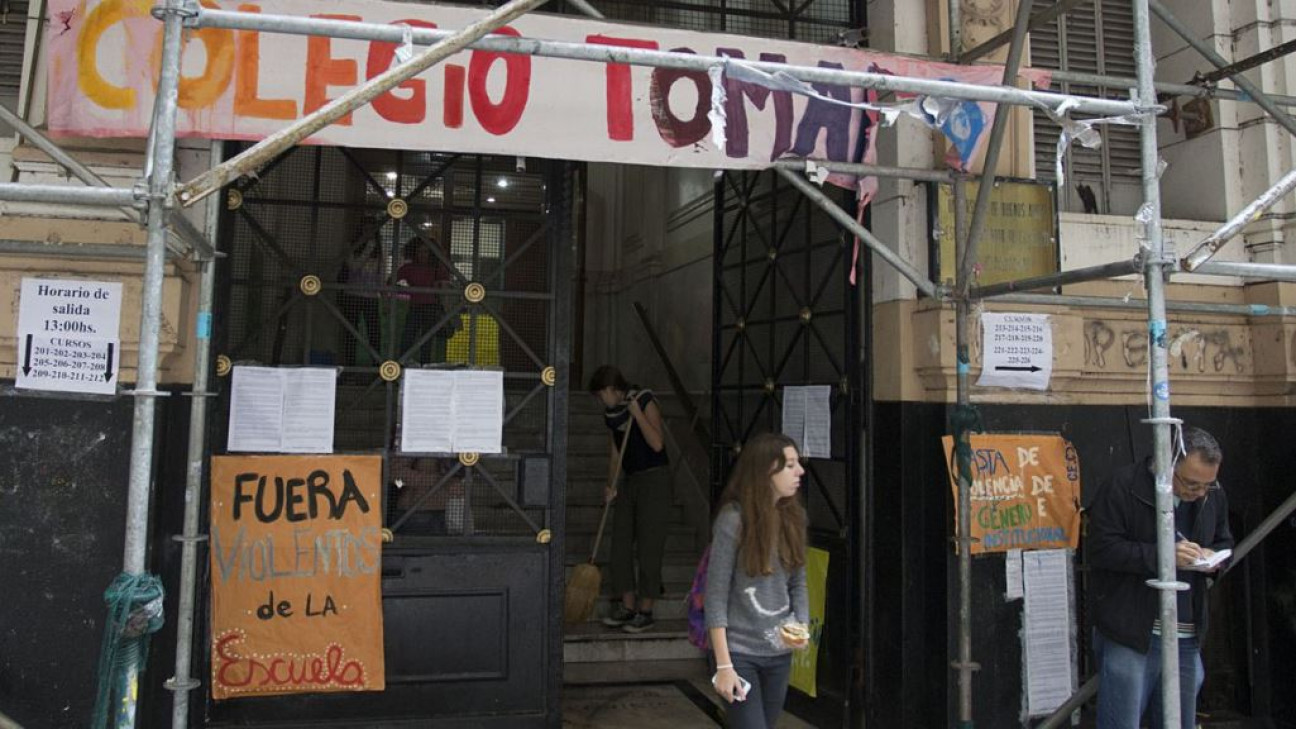 imagen Levantan la toma en colegios de Buenos Aires y se abre el diálogo
