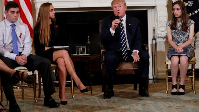 imagen La insólita medida que quiere Trump para frenar los ataques escolares