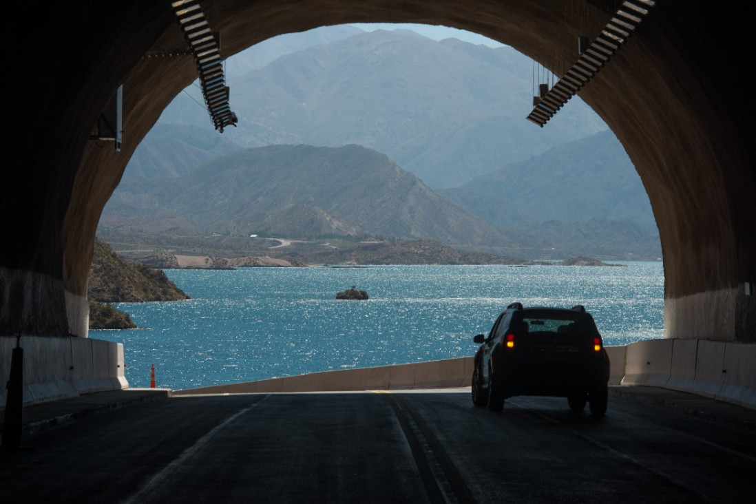imagen Hoy cortarán la cinta del túnel Cacheuta-Potrerillos