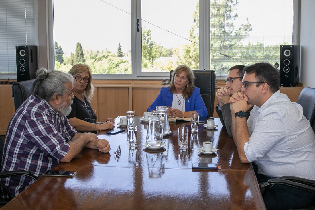 imagen Paro docente en la UNCUYO: la Rectora recibió a representantes de CONADU Histórica