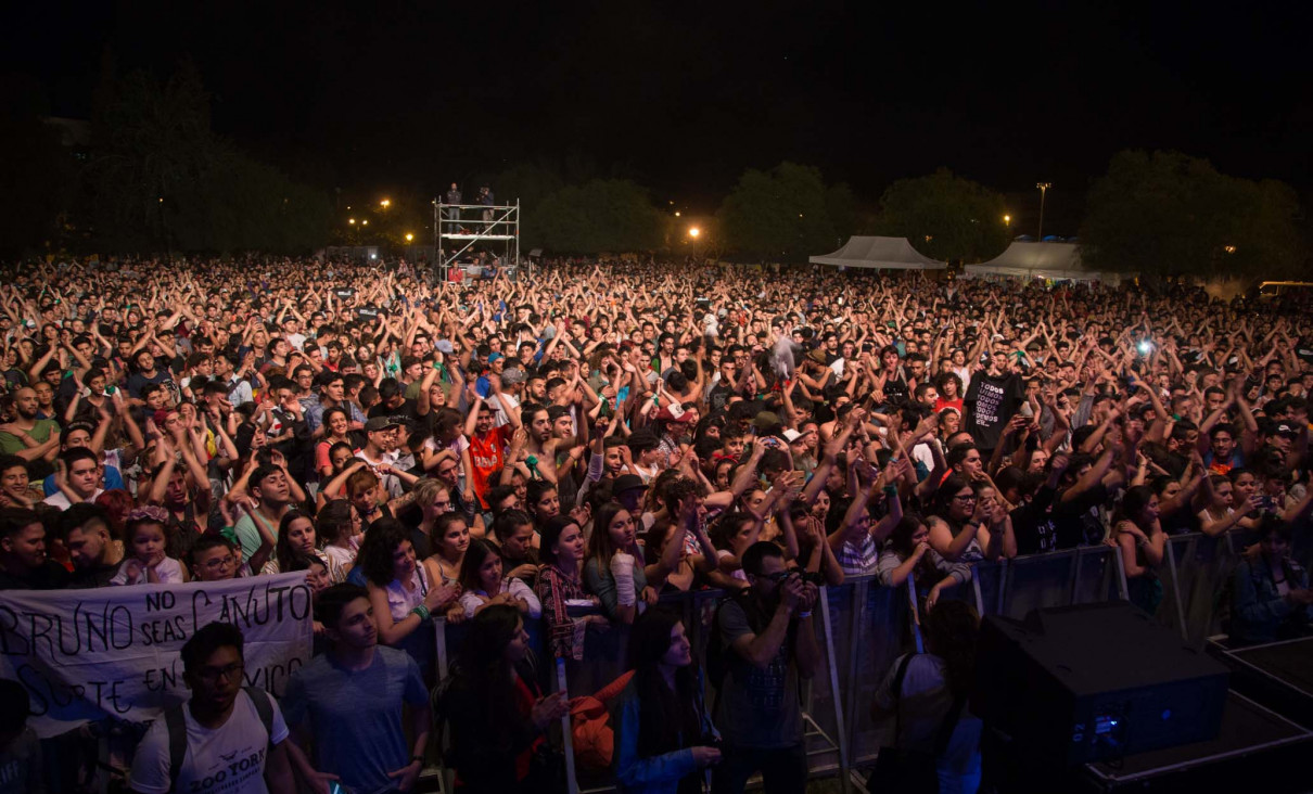 imagen Fotogalería: las imágenes del UNCUYO Rock en un festival para el recuerdo