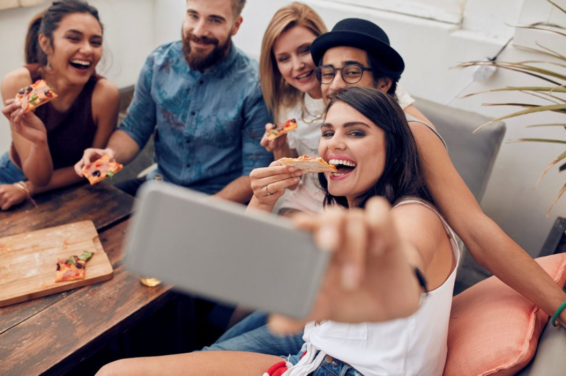 imagen Vegetarianos y solteros: por qué los millennials sin hijos están salvando al mundo