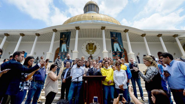 imagen Denuncian golpe de Estado en Venezuela