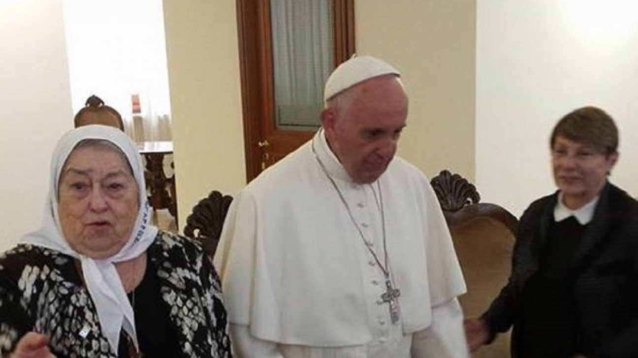 imagen El Papa le escribió una carta de apoyo a Hebe de Bonafini
