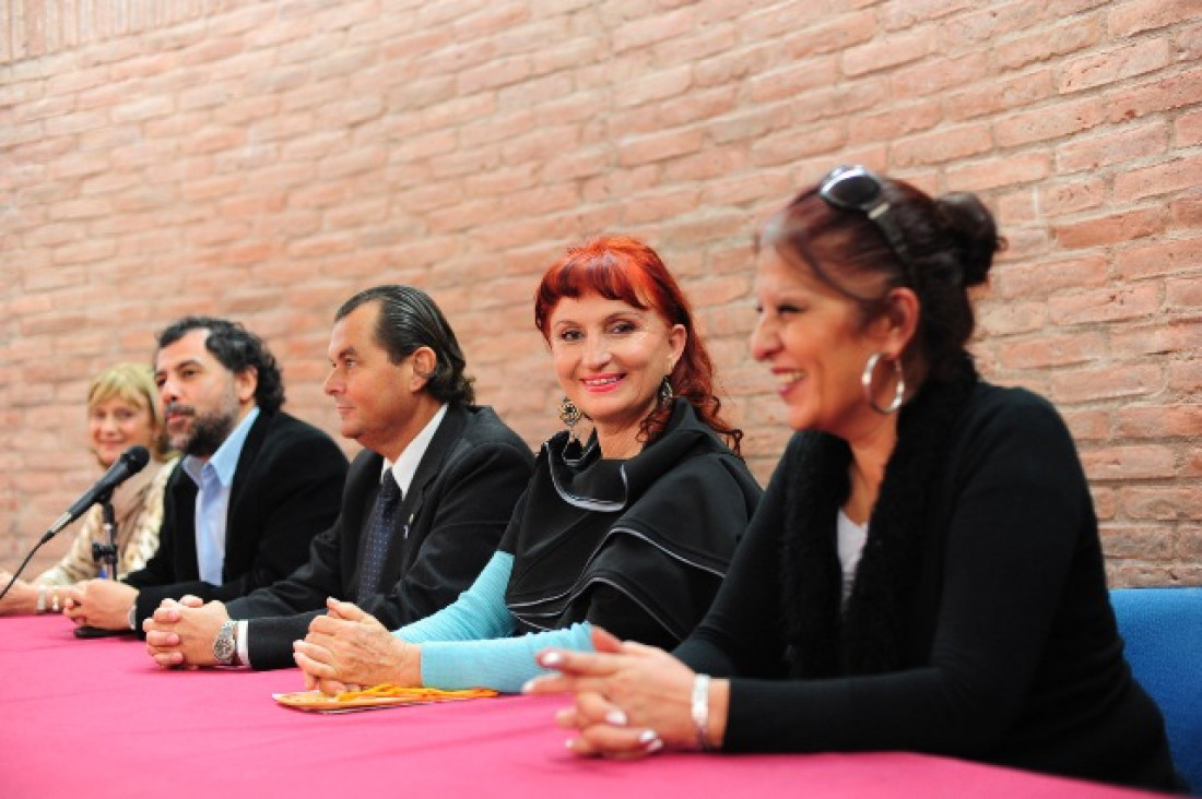 imagen Vilma Rúpolo asumió como nueva directora del Ballet de la UNCuyo