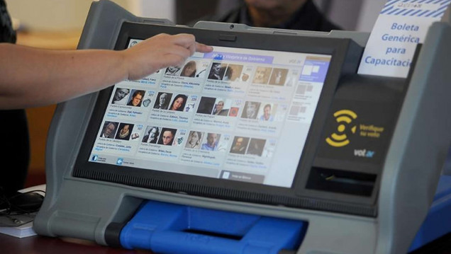 imagen Santa Rosa elige intendenta con boleta electrónica