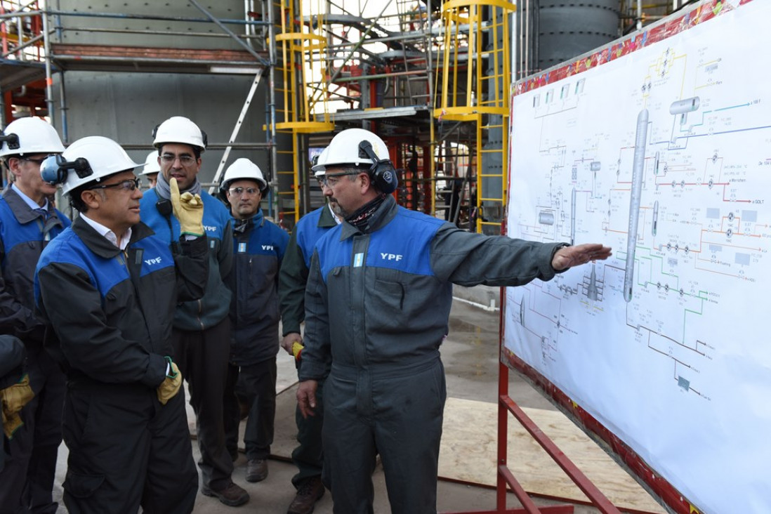 imagen YPF modernizará la refinería de Luján
